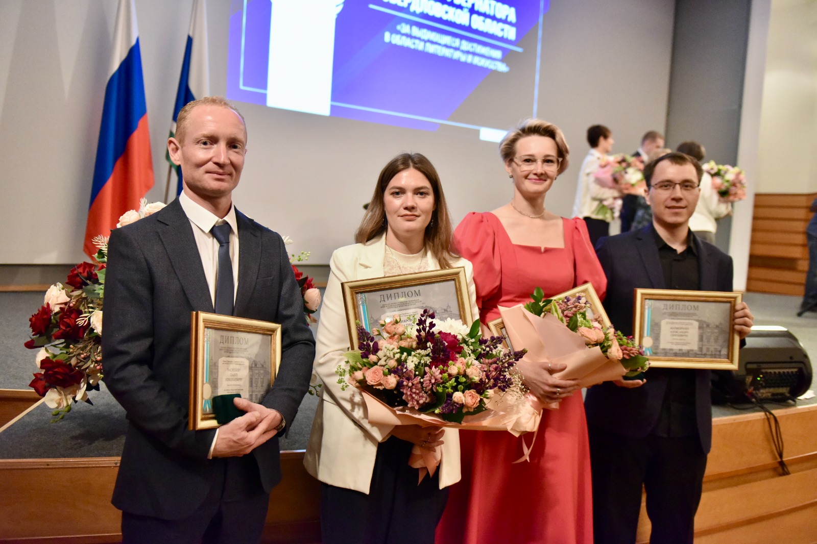 Обладателями премии губернатора за выдающиеся достижения в области литературы и искусства стали 33 свердловчанина